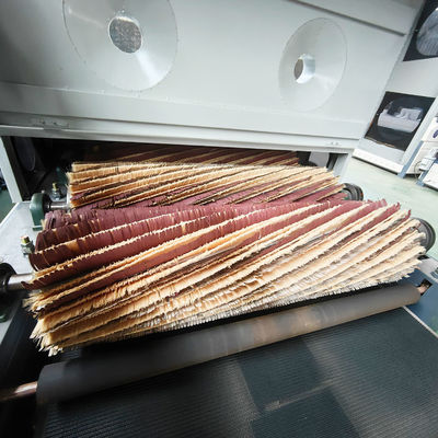 4 롤러 가구 보드 폴리싱 머신 1600kg 무게와 쉬운 조작
