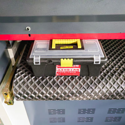 15kW 모터 B-R-RP1000 간편한 조작 산업 목조 광 평면 벨트 샌딩 머신 1000mm