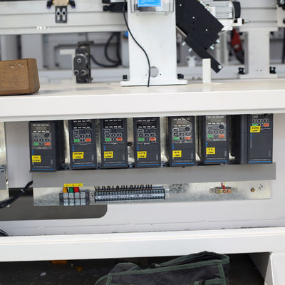 캐비닛 문 생산을 위한 5KW Semi-J Rough Milling 자동 Edge Banding Machine