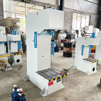 홈 애플리케이션 Y41-30T 정밀 CNC 소형 수직 수압 압력 4kW 전력