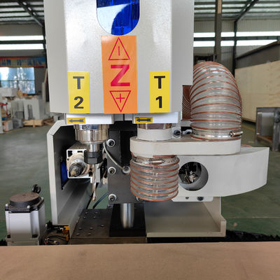 최대 작업 너비 1000mm CNC 문 잠금 도어 힌지 도어