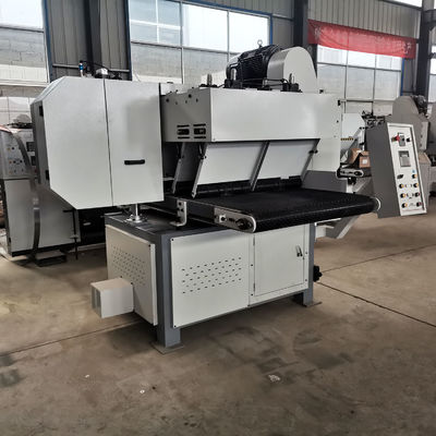 650mm 너비 중량 수평 밴드 톱 기계 18.5kw 톱 바퀴 모터 힘
