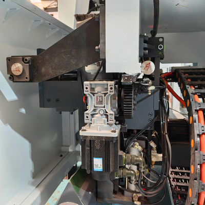 6300x7500x1900mm CNC 목재 절단 기계 가구 캐비닛 전자 자루를 만드는