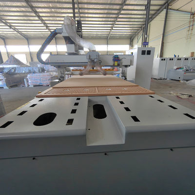 PK1325 ATC 완전 자동 도구 변경 목재 라우터 3 축 CNC 라우터 목재 가구