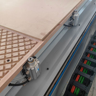 힘없는 작동 3 축 CNC 라우터 기계 목재 최대 작업 속도 20000mm/min