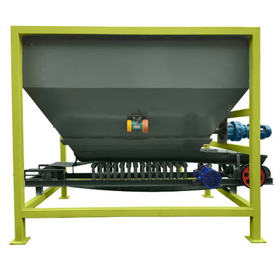 4811*2200*2730mm 크기의 포크리프트 먹이 기계 TDCW-2040