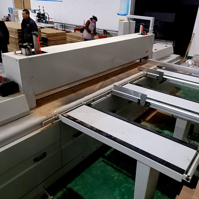 목재 팔레트 분할 기계 Kdt 수평 패널 CNC 가시 고객 요구 사항