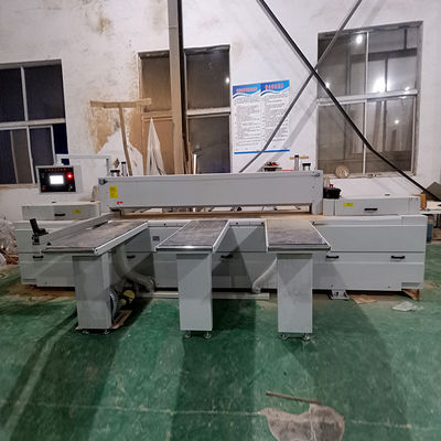 목재 작업 장비 자동 철톱 CNC 5200mm * 3900mm * 1700mm 사양