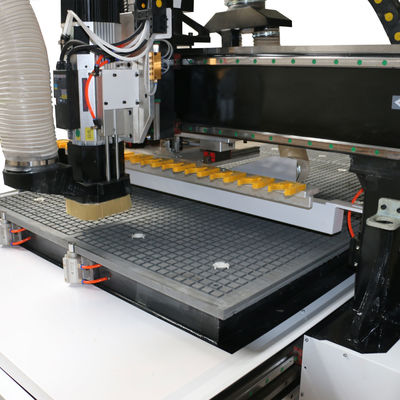 3PH 60Hz PM1325 ATC CNC 목재 라우터 MDF 절단 목재 가구 캐비닛 문 제조