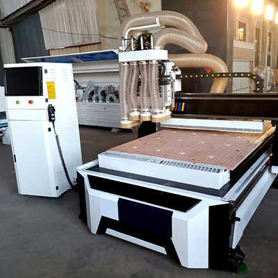 최대 작업 속도 25000mm/min 1300×2500mm 작업 테이블 크기 목조 CNC 라우터