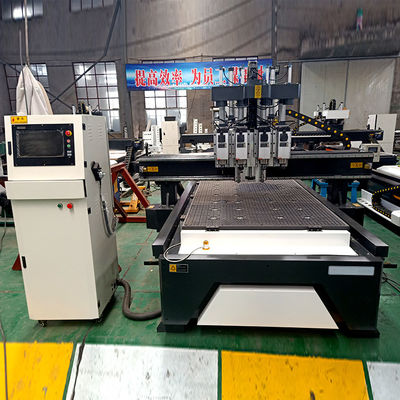 최대 작업 속도 25000mm/min 1300×2500mm 작업 테이블 크기 목조 CNC 라우터