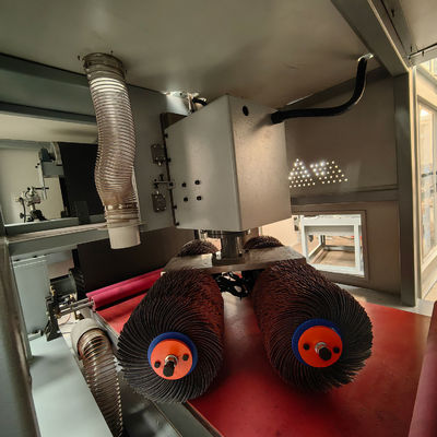 강력한 800mm 자동 금속 데버링 샴퍼링 샌딩 머신 7.5kw * 2 전력
