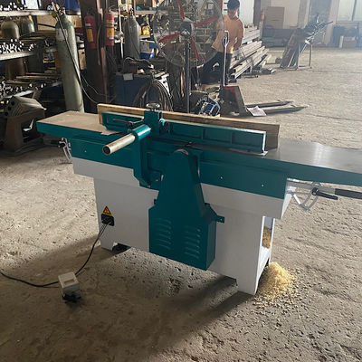 휴대용 목재 손 표면 평형 목재 기계 300KG 무게 4mm Max.Planing 깊이 자동화