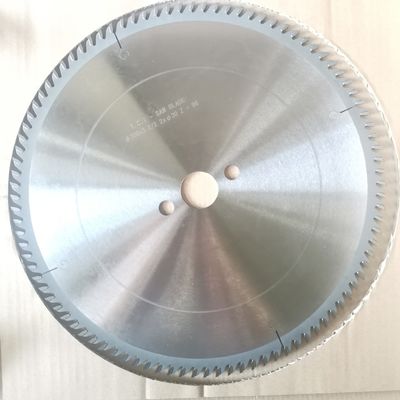Tct 탄화물 재료 합금 목재 작업 고체 목재 절단용 원형 톱날