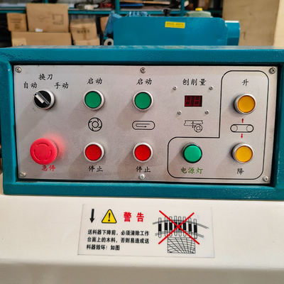 400mm Max.Planing 너비 자동 나무 표면 평면 기계 MBZ524A 고 정밀