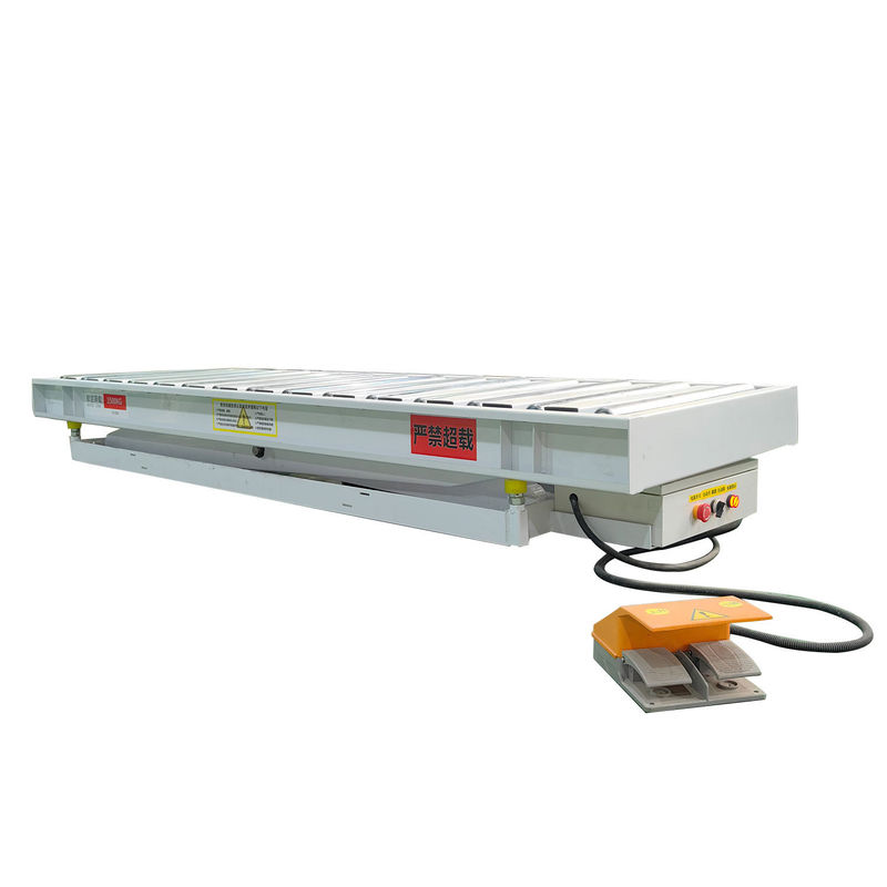 실제 부하 1500kg PDL01 3kw 380v / 50hz 롤러 장치와 함께 수압 전기 리프팅 테이블