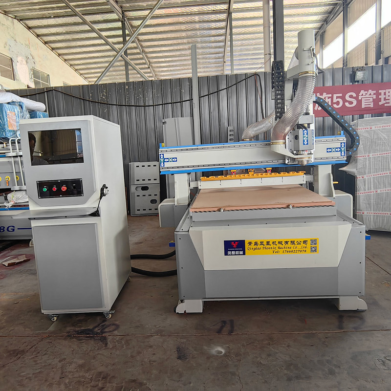 PK1325 ATC 완전 자동 도구 변경 목재 라우터 3 축 CNC 라우터 목재 가구