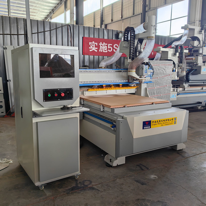 9KW 스핀드 모터 파워 목재 작업 Cnc 목재 라우터 기계 접착재 가구를 절단