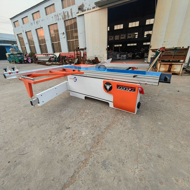 2300mm 슬라이딩 테이블 길이 고 정밀 패널 목조 작업 자르는 PVC 보드